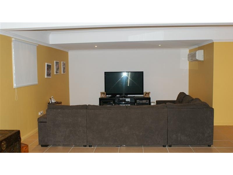 1 Deguara Avenue, Armstrong Beach QLD 4737