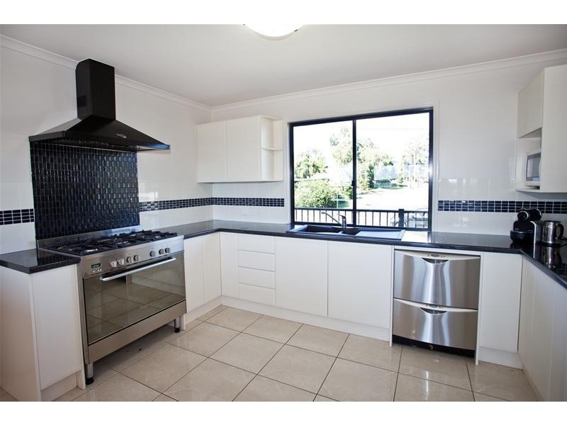 12 Morris Street, Campwin Beach QLD 4737