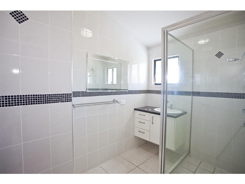 12 Morris Street, Campwin Beach QLD 4737