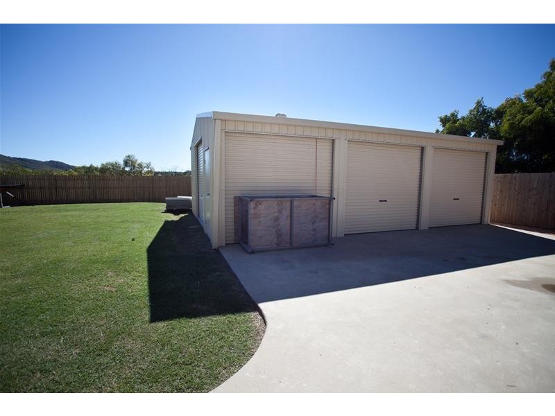 12 Morris Street, Campwin Beach QLD 4737