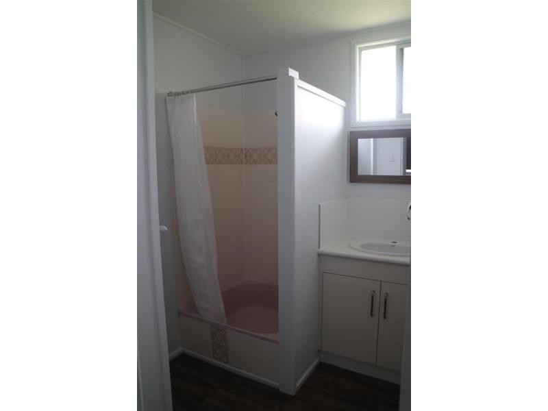 5 Ware Avenue, Sarina QLD 4737