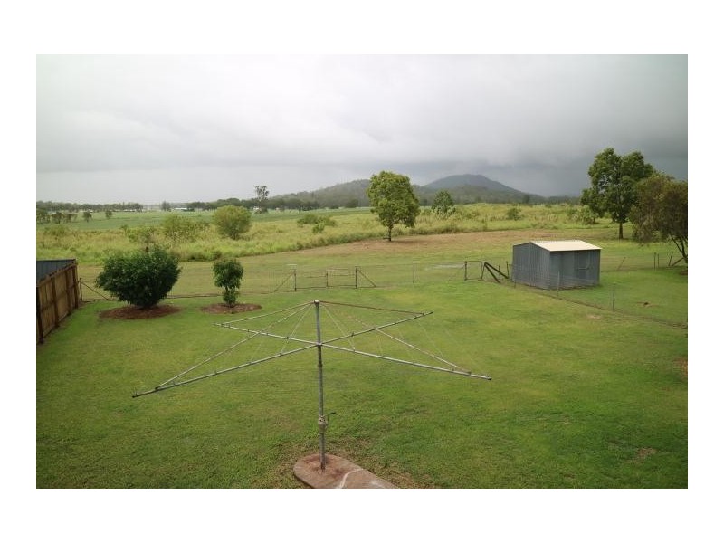 5 Ware Avenue, Sarina QLD 4737