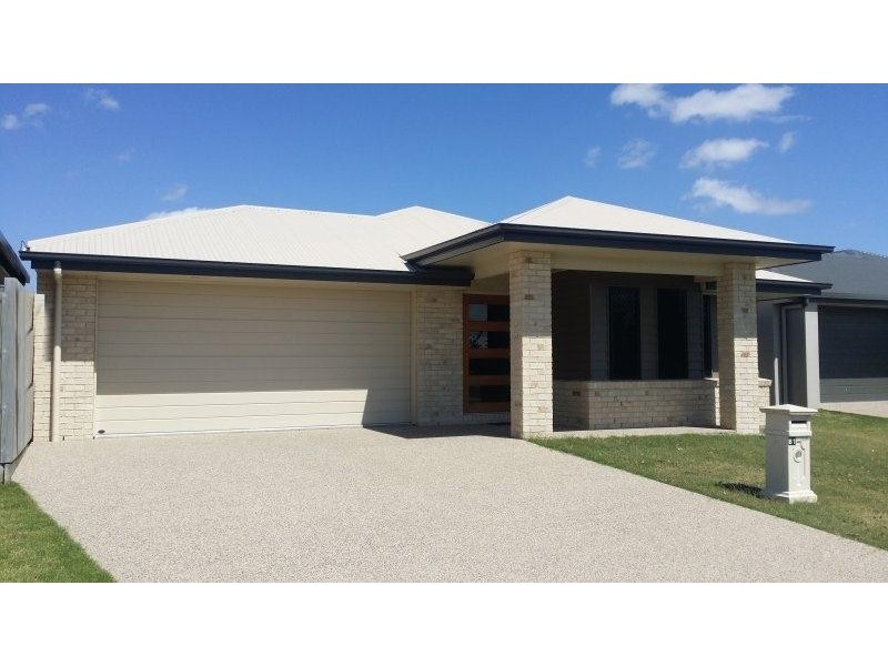 81 Canecutters Drive, Ooralea QLD 4740