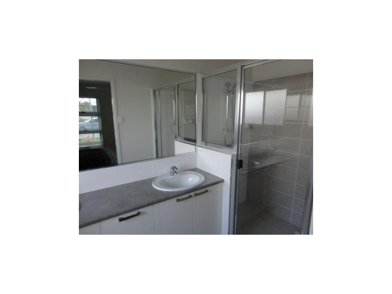 81 Canecutters Drive, Ooralea QLD 4740