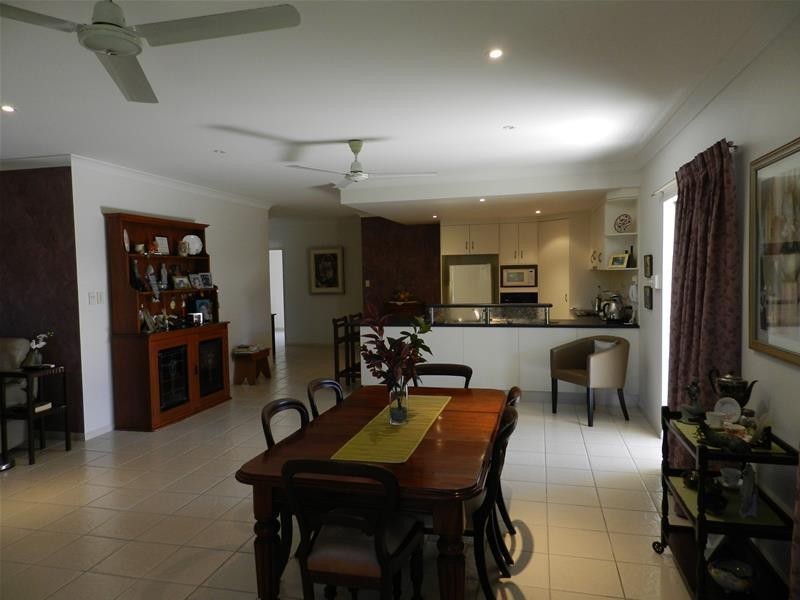 6 Rankin Court, Armstrong Beach QLD 4737