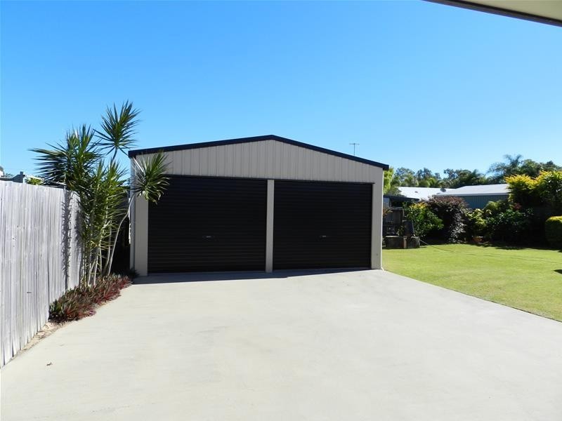 6 Rankin Court, Armstrong Beach QLD 4737