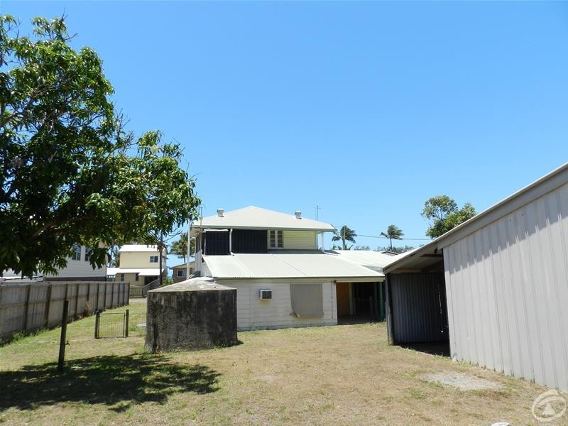 19 Zelma Street, Grasstree Beach QLD 4740