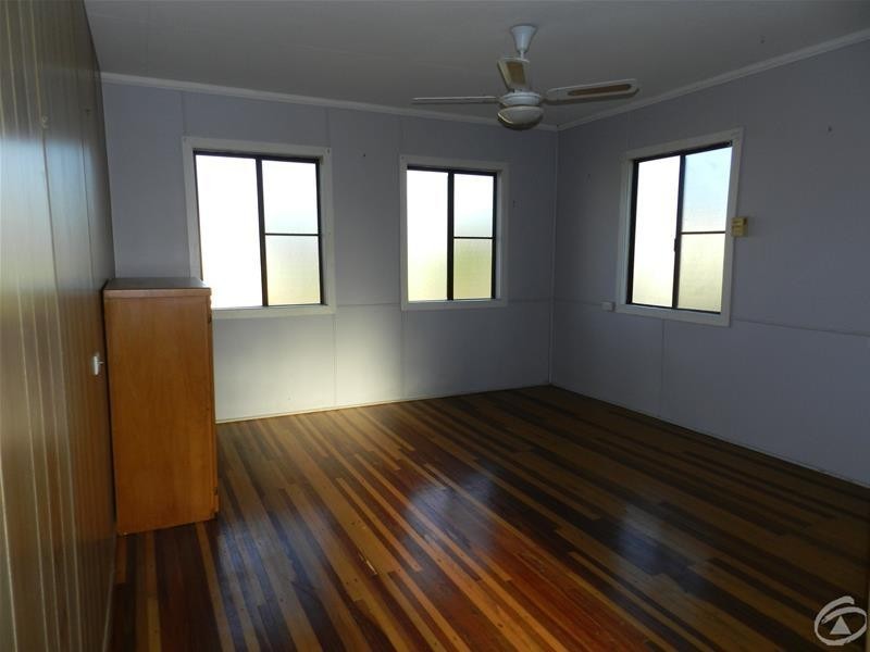 19 Zelma Street, Grasstree Beach QLD 4740