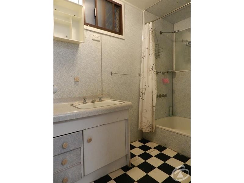 19 Zelma Street, Grasstree Beach QLD 4740