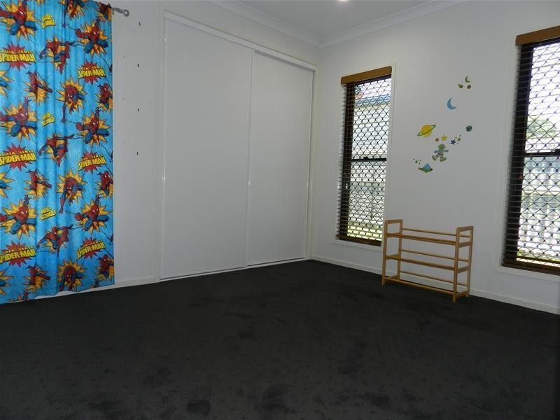 44 Pacific Avenue, Sarina QLD 4737