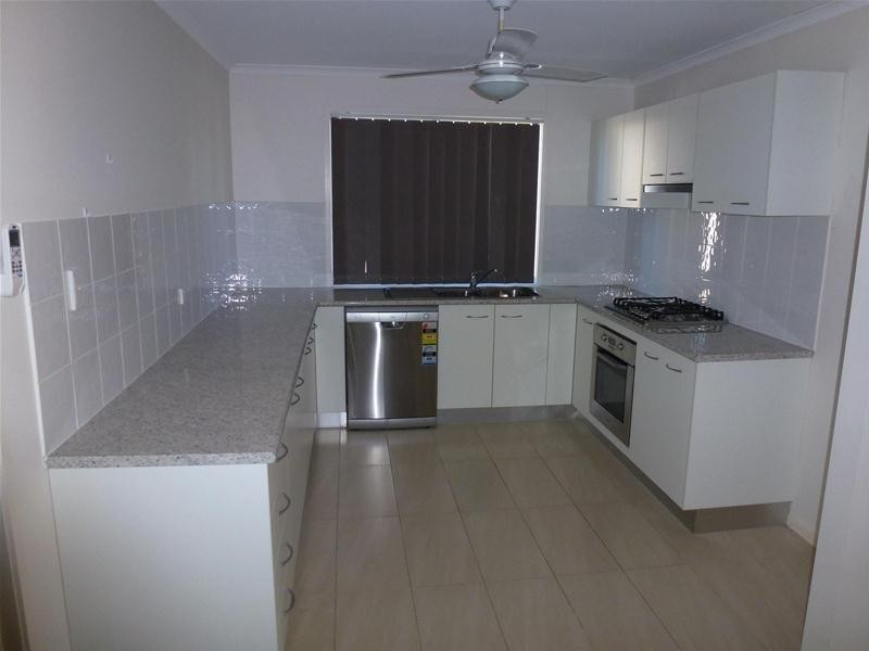 3/36 Kemmis Street, Nebo QLD 4742