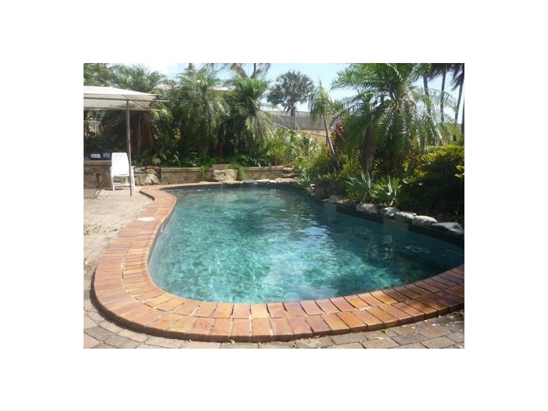 14 Silver Street, Grasstree Beach QLD 4740