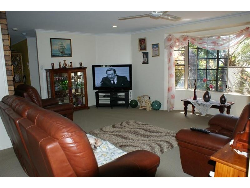 25 Gold Street, Grasstree Beach QLD 4740