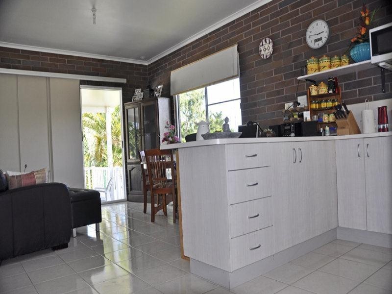 1b Clark Street, Grasstree Beach QLD 4740