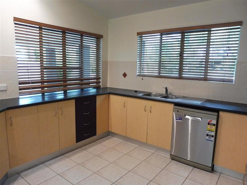 138 Waverley Street, Bucasia QLD 4750