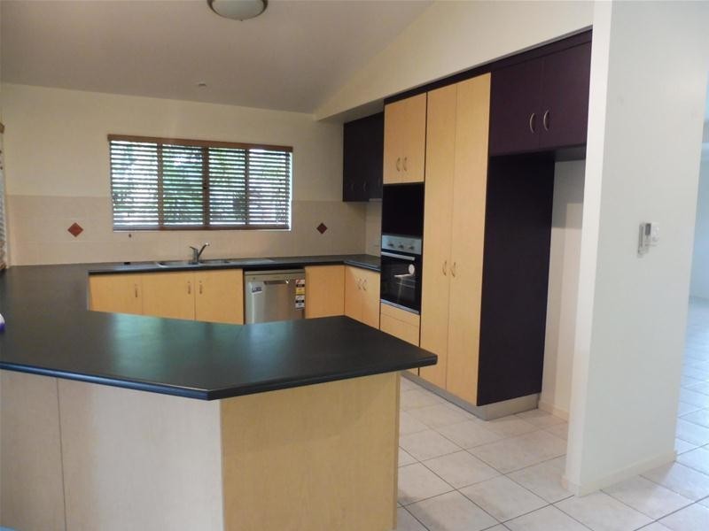 138 Waverley Street, Bucasia QLD 4750