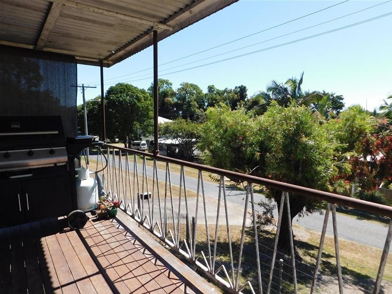 8 Maudsley Road, Sarina QLD 4737