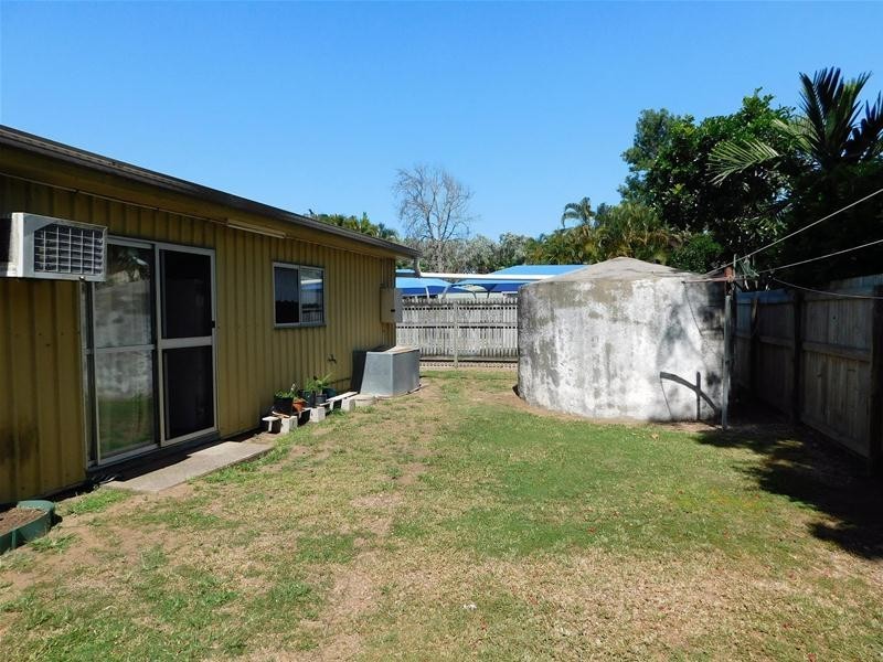 7 Crescent Street, Armstrong Beach QLD 4737