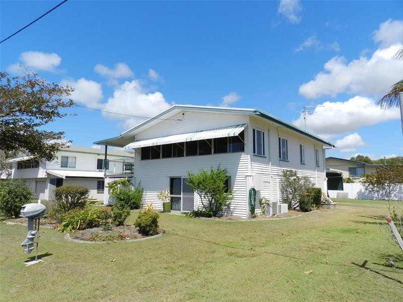 72 The Esplanade, Grasstree Beach QLD 4740