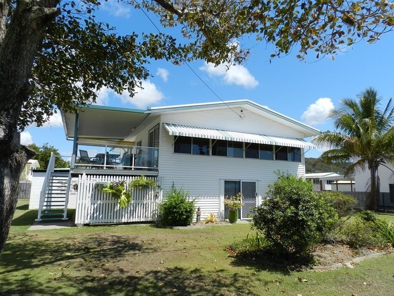 72 The Esplanade, Grasstree Beach QLD 4740