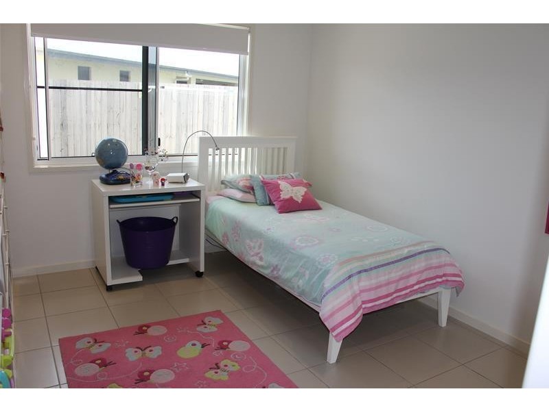 6 Hook Court, Sarina QLD 4737