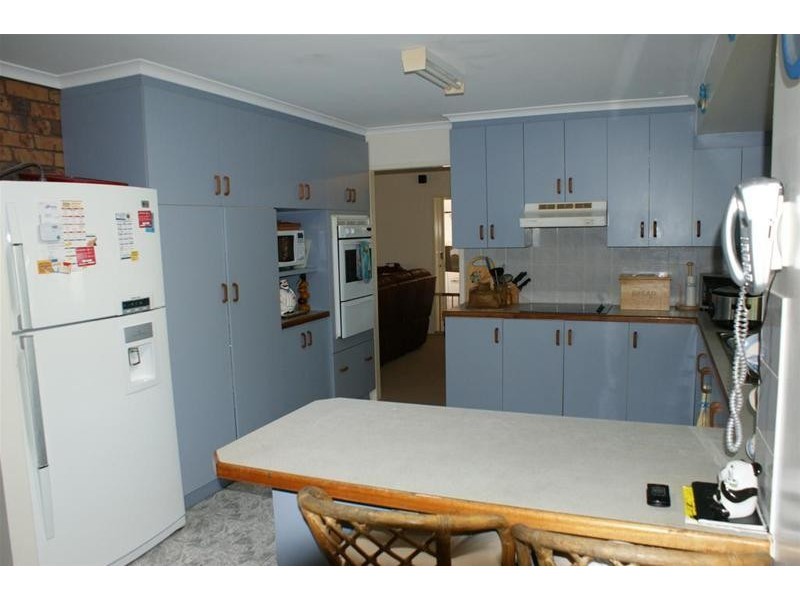 25 Gold Street, Grasstree Beach QLD 4740