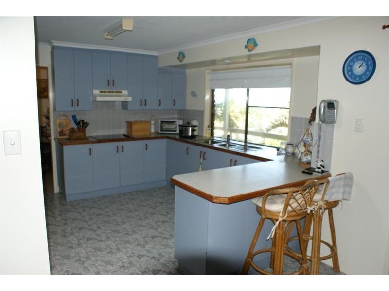 25 Gold Street, Grasstree Beach QLD 4740