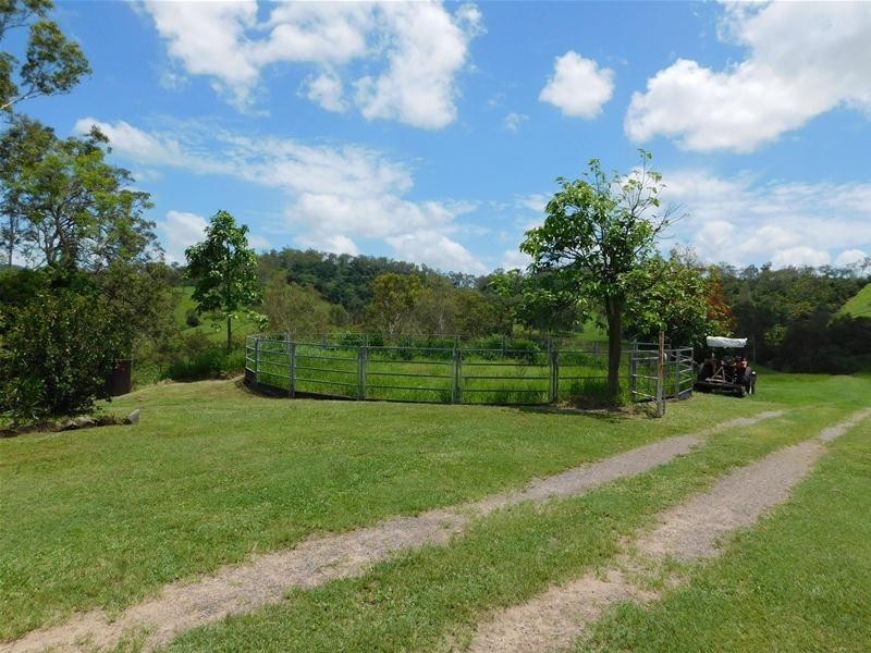 186 Tara Creek Road, Sarina QLD 4737