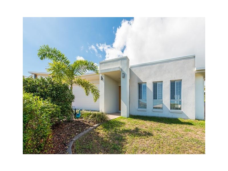 51 Village Circuit, Eimeo QLD 4740