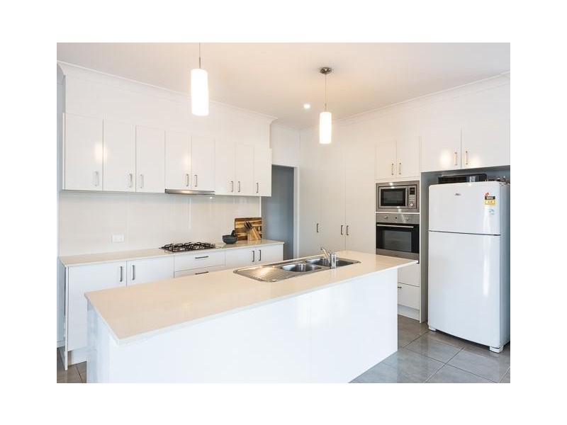 51 Village Circuit, Eimeo QLD 4740