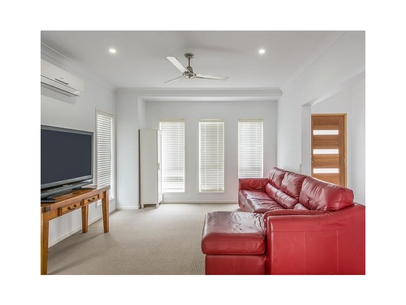 51 Village Circuit, Eimeo QLD 4740