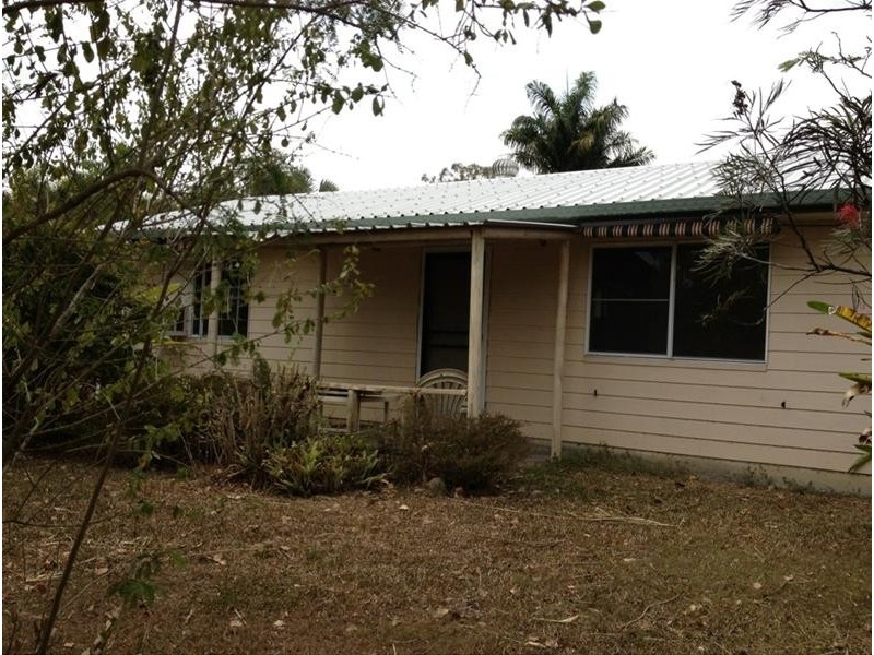 12 Student Street, Carmila QLD 4739