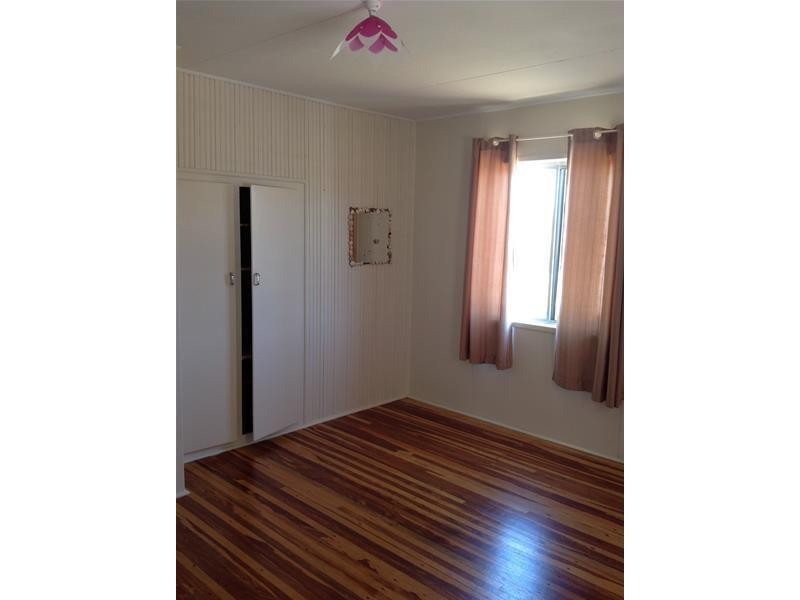 4/14 Owen Jenkins Drive, Sarina Beach QLD 4737