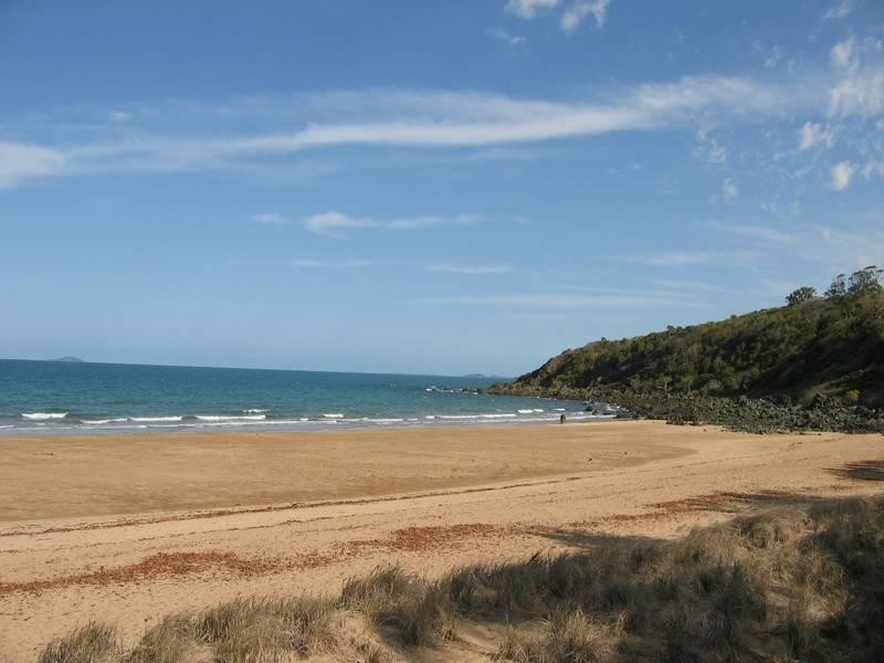 4/14 Owen Jenkins Drive, Sarina Beach QLD 4737