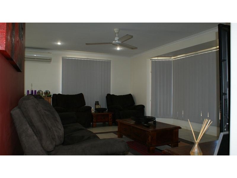 9 Victor Avenue, Glenella QLD 4740