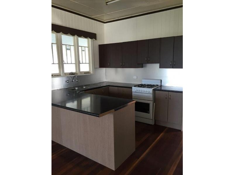 6 Pinder Street, West Mackay QLD 4740