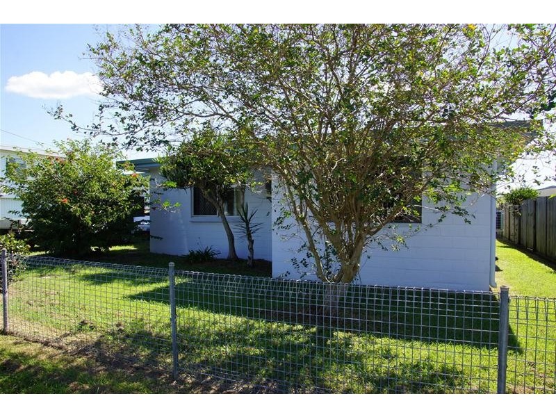 7 Ware Avenue, Sarina QLD 4737