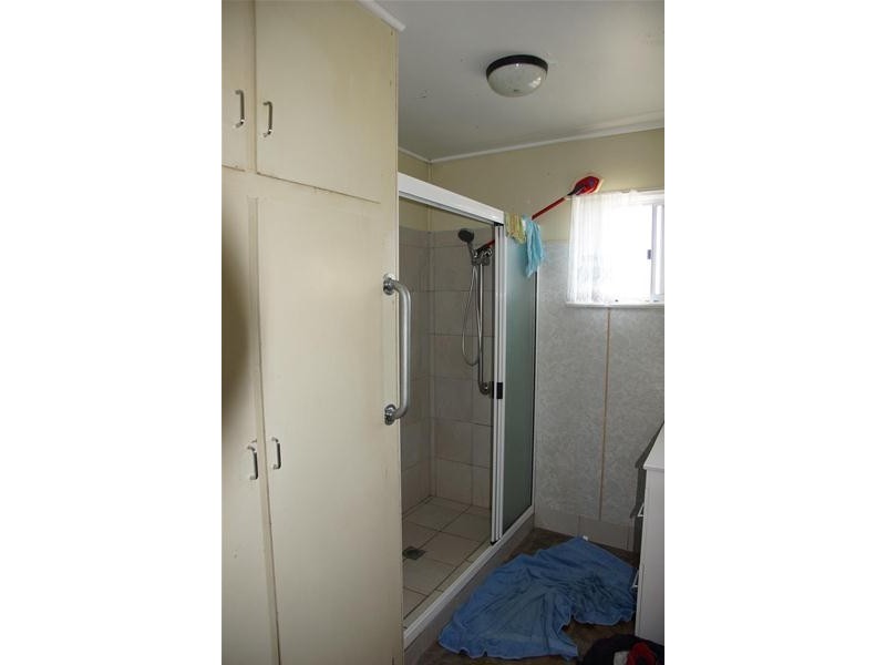 7 Ware Avenue, Sarina QLD 4737