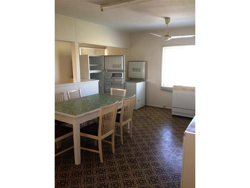 121 Zelma Street, Grasstree Beach QLD 4740