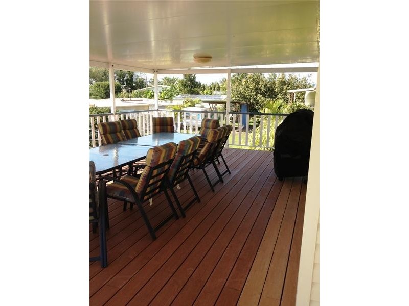 121 Zelma Street, Grasstree Beach QLD 4740