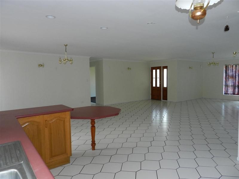 24 Hackett Court, Campwin Beach QLD 4737