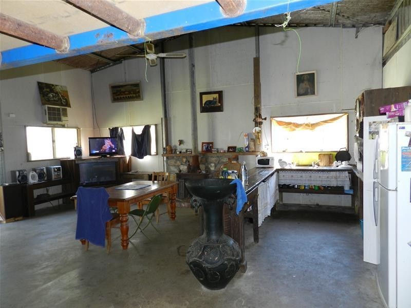 271 Rifle Range Road, Sarina QLD 4737