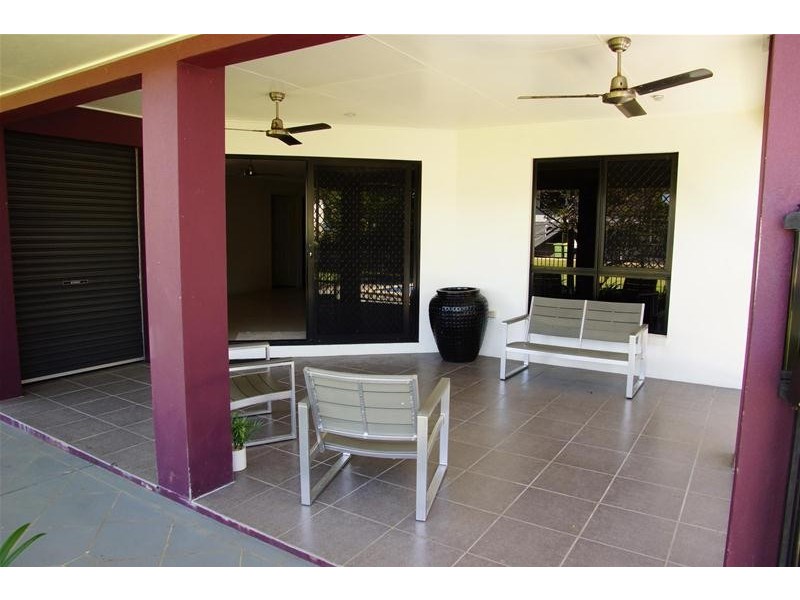 89 Zelma Street, Grasstree Beach QLD 4740