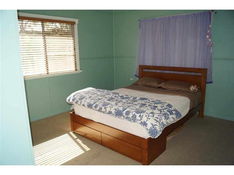 5 Brandon Street, Sarina QLD 4737