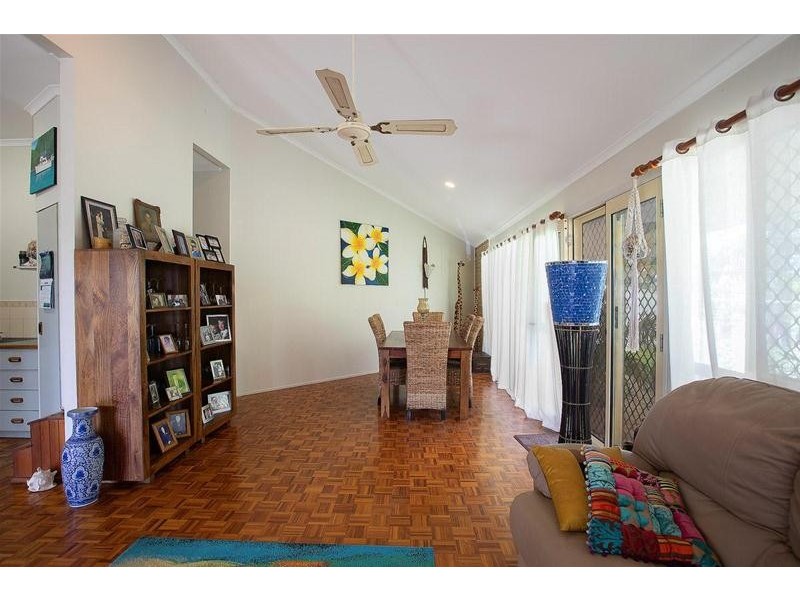 20 Murphy Street, Seaforth QLD 4741