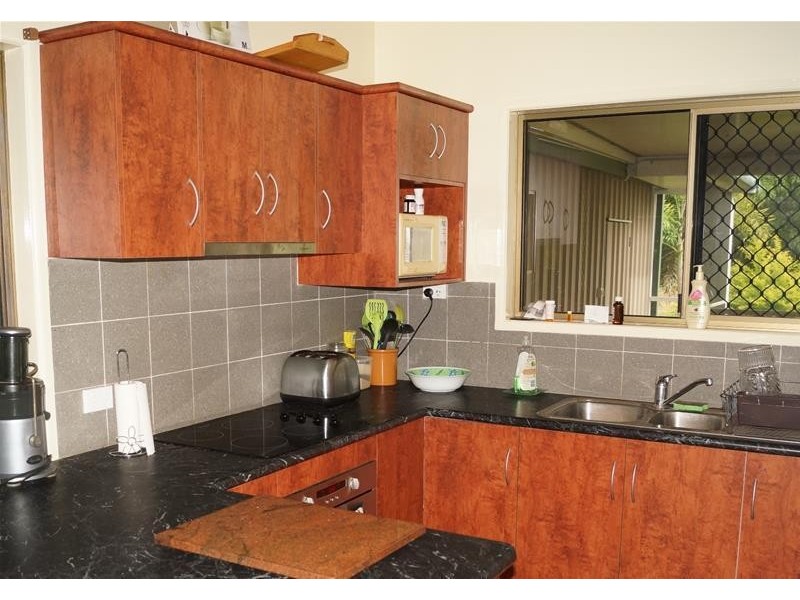 21 Manon Street, Armstrong Beach QLD 4737