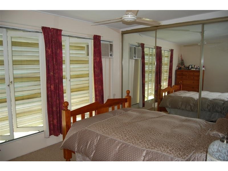 69 Hoey Street, Sarina QLD 4737