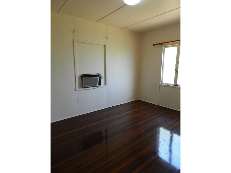 22 Hill Street, Sarina QLD 4737