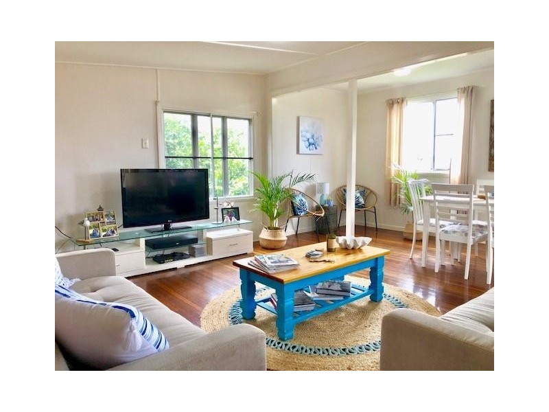 5 Crichton Street, Sarina Beach QLD 4737