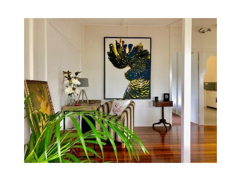 5 Crichton Street, Sarina Beach QLD 4737